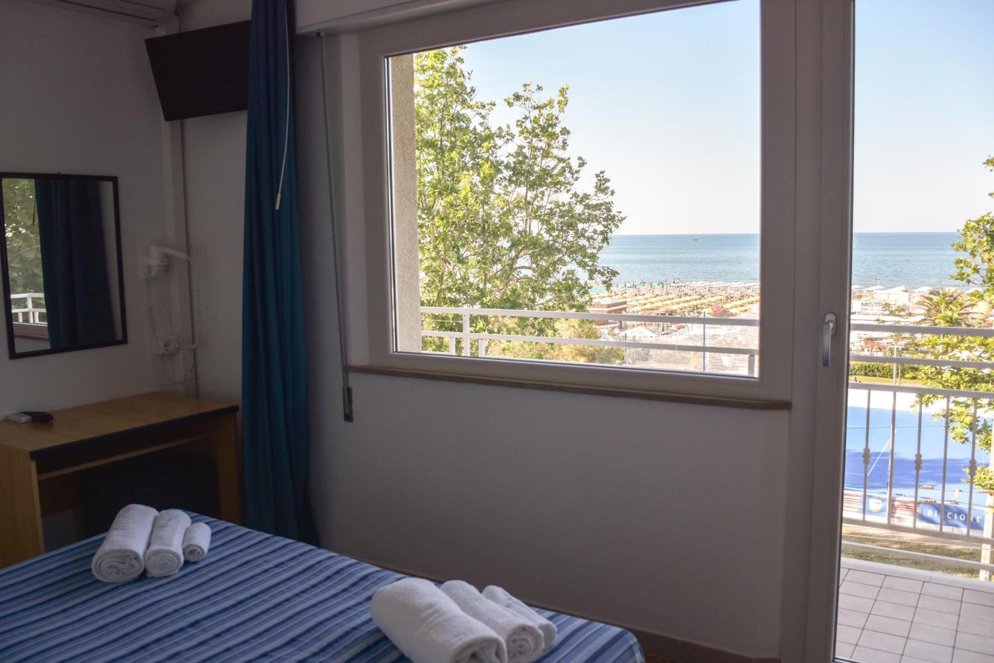 Hotel Los Angeles - Fronte Mare Riccione Exteriér fotografie